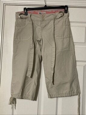 lei Beige Cargo Capris with Tie Belt - Low Waisted cut - size 5